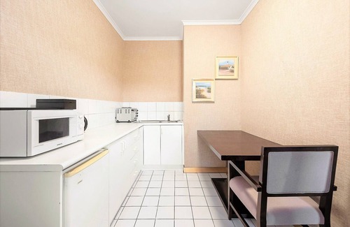 Eltham Hotel | Eltham Gateway Hotel