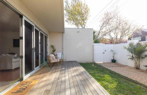 Elwood House | Elwood Star- Beachside Retreat