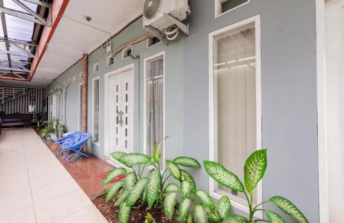 Kalimalang Hotel | Elza House near Kalimalang RedPartner