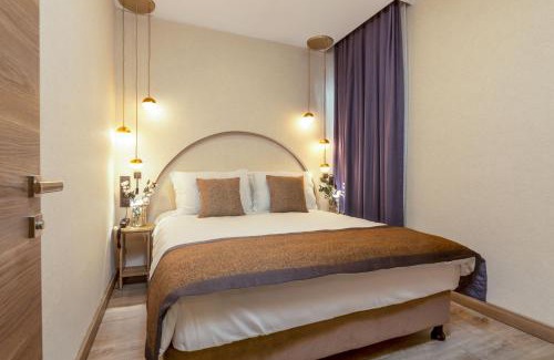 Kepez Hotel | Ema Houses