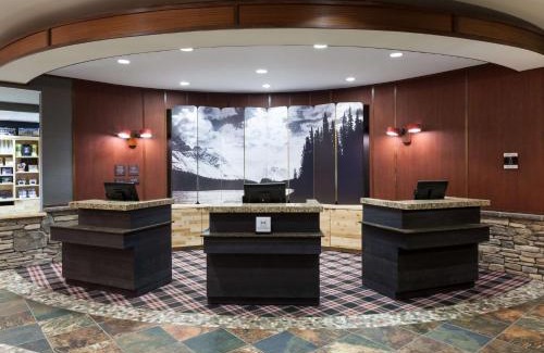 Midtown Anchorage Hotel | Embassy Suites Anchorage