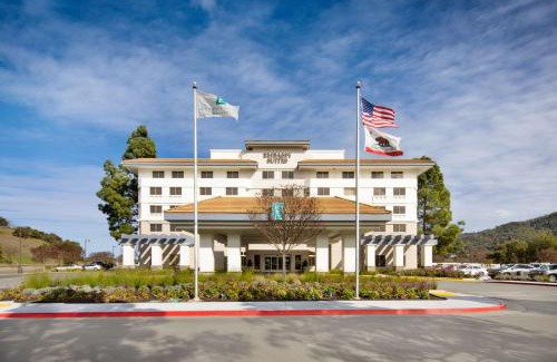 San Rafael Hotel | Embassy Suites by Hilton San Rafael Marin County