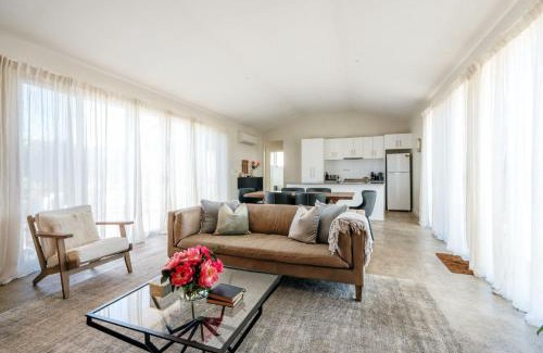 Evandale House | Embracing Evandale