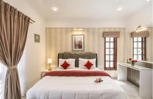 D Costa Layout Apartment | Emerald Apartment 101 by StayJade 3bhk Nr MG road