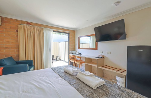 Emerald Hotel | Emerald Central Palms Motel