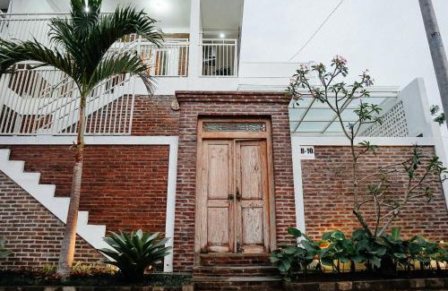 Dinoyo Villa | Emka Villa Traditional Minimalist