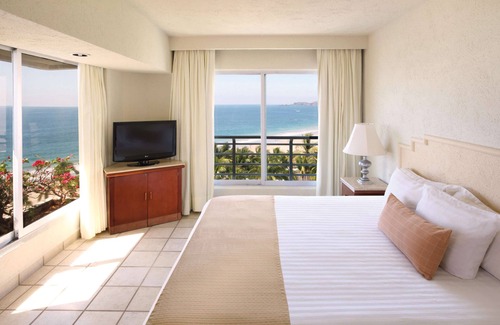 Ixtapa Resort | Emporio Ixtapa