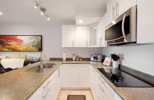 Madeira Park House | Enchanter Oceanview Suites