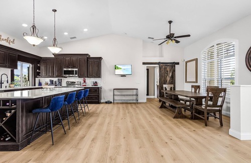 Fort Myers House | Enchanting 3-Bedroom Waterfront Pool and Spa Home