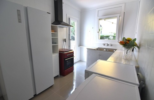Santa Margarida House | Enjoy your Vacation in this Spacious and Comfortable House in Roses, Costa Brava! Ideal for Large Groups and Families.