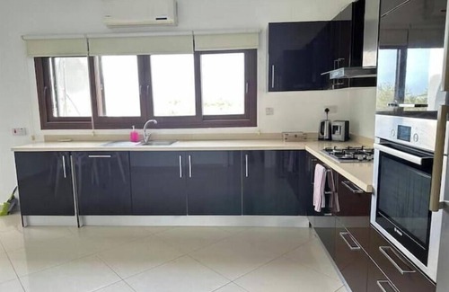 Politiko Apartment | Enjoyable 3-bedroom apartment in Kyrenia