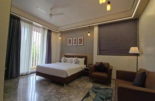 Latur Hotel | Enrise by Sayaji, Latur