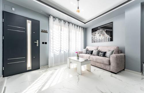 Fuengirola City Centre Apartment | Ensueños8