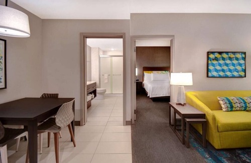 Downtown Tucson Hotel | Ensuring a Very Comfortable & Memorable Stay! 3 Family-Friendly Units