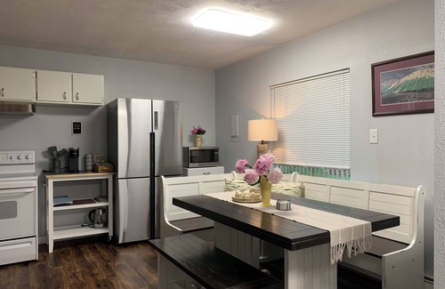 Old Seward - Oceanview House | Entire Birch Cottage on the large lot next to the Ocean View Park.