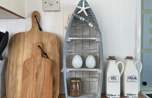 Bucks Cross Ski Chalet | Entire Cozy Chalet in Bideford Bay Holiday Park