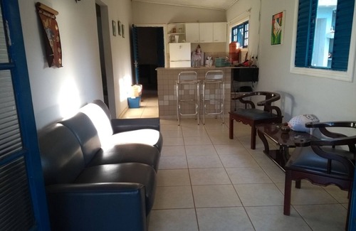 Cuiaba House | ENTIRE FARM - BIRDS SONG INN