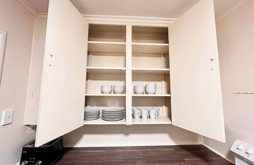 Greenlane - Ellerslie House | Entire House in Central Auckland