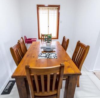 Dandenong North House | Entire Villa at North Dandenong