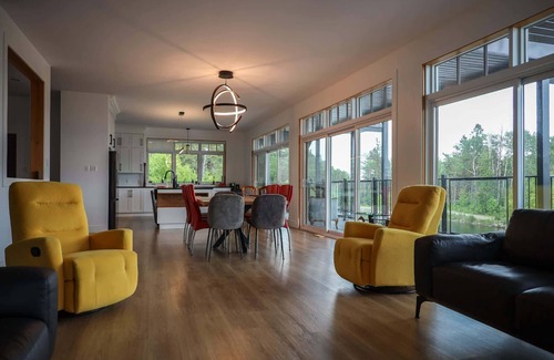 Saint-Simeon Ski Chalet | Entre Lac - Nature & Comfort