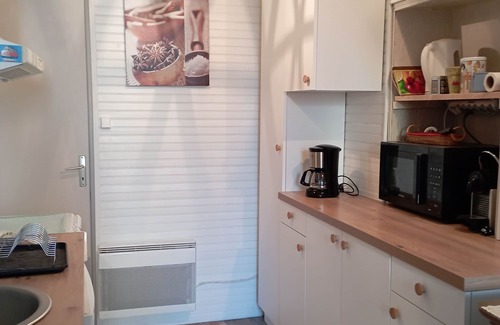 Entrecasteaux Apartment | Entrecasteaux center apartment rental .Var