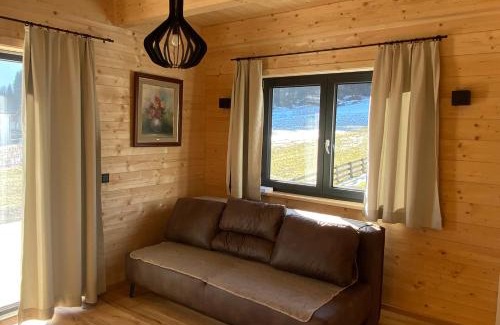 Hermagor-Pressegger See Apartment | Entspannen im Holzchalet mit Panoramablick, Ruhe und Infrarotsauna