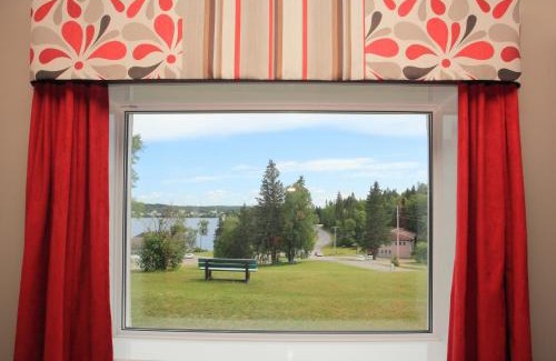 Lac-Bouchette Hotel | Ermitage Saint-Antoine