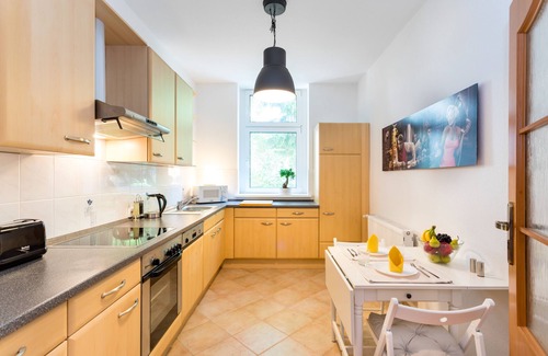 Reinickendorf Apartment | Ernststrasse Holiday Bliss