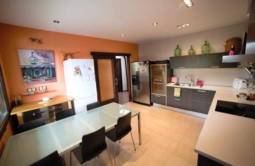 Malagon Ski Chalet | HOUSE LAS 7 CEPAS. Modern and cozy. Hydromassage