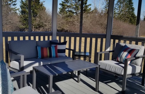 St. Martins House | Escape to a Home with a View