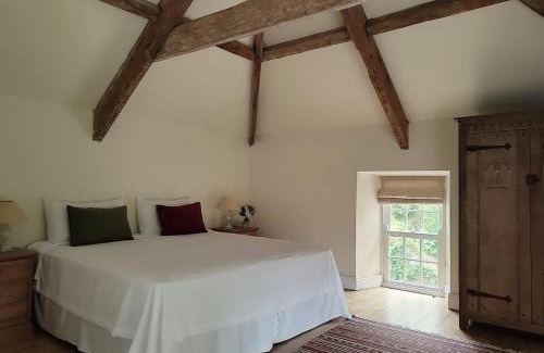 Cappoquin Apartment | Escape to Garden Haybarn Loft in Georgian Estate Stay