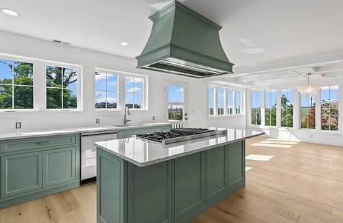 Del Haven House | Escape to The Mint Chip House, a brand-new luxury retreat in Del Haven, NJ