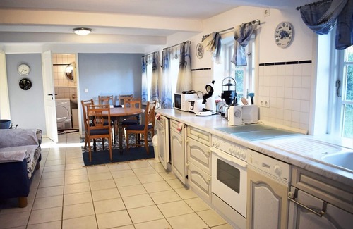 Bordelum House | Escape to Tranquility: Experience the Charm of Dörpum Retreat!