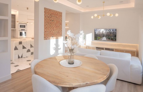 Ibiza Apartment | Escape to Urban Charm: Apartment with Balcony and Modern Spaces