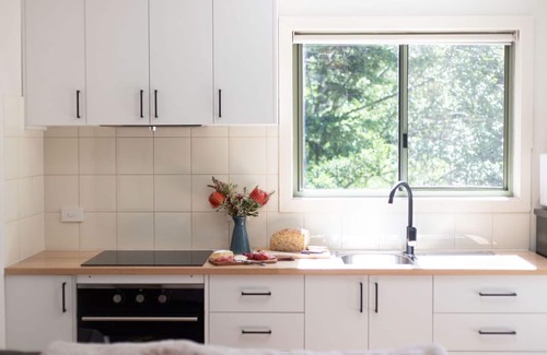 Apollo Bay House | Escape to Valley View Nature Retreat – A Hidden Sanctuary in Apollo Bay