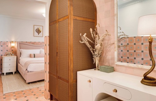 South Beach Hotel | Esmé Miami Beach