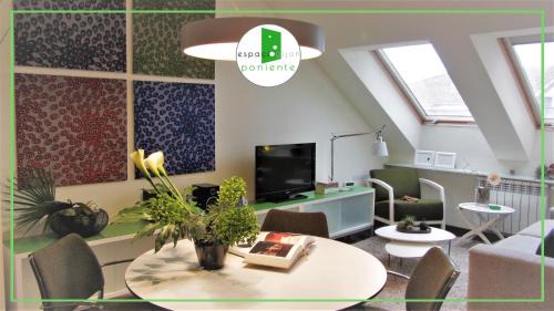 Distrito Oeste Apartment | Espacio Gijón Poniente