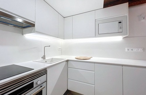 Sants-Montjuic Apartment | Espectacular Apartamento Totalmente Equipado en el Centro de Barcelona!