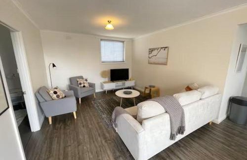 Turners Beach Villa | Esplanade Beach Retreat