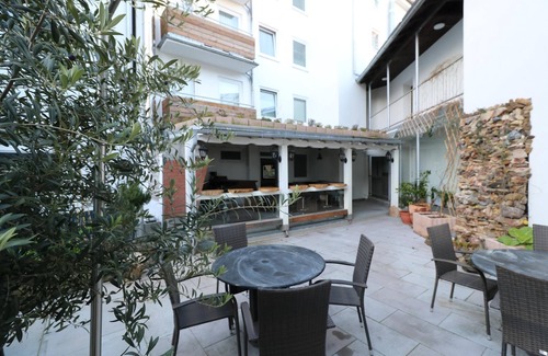 Frohnhausen Apartment | Essen Terrace Comfort