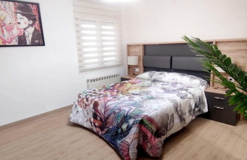 San Lazaro y Otero Apartment | Estrenar! Con PINBALL 8 min ayto 2 habs 150