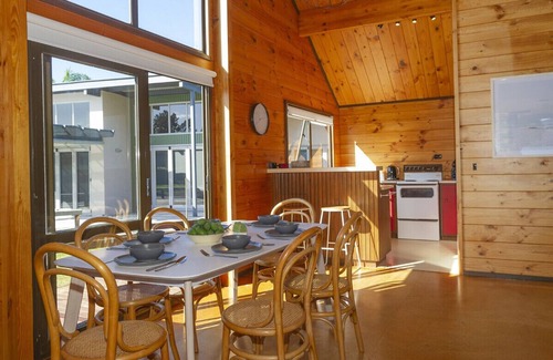 Pauanui Cottage | Estuary Escape - Pauanui Holiday Home