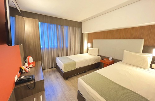 Recreio dos Bandeirantes Hotel | eSuites Hotel Recreio Shopping