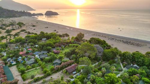 Cirali Bed & Breakfast | Etenna Beach Bungalows