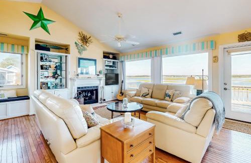 Island Oaks House | Eternal Sunset