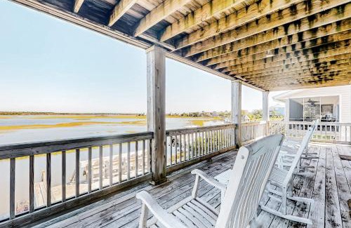 Island Oaks House | Eternal Sunset