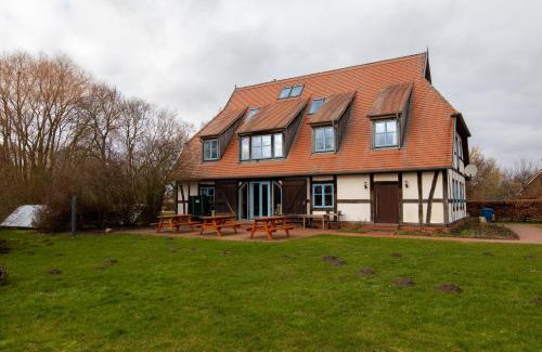 Krummenhagen House | Eulenhof