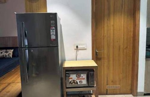 Sector 42 Apartment | Evāra - A Studio Apartment