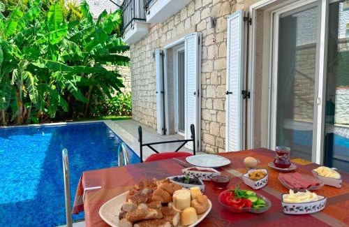 Alacati Villa | Evalacati - Villa Palma-Tamamen Müstakil Villa