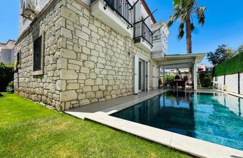 Alacati Villa | Evalacati - Villa Palma-Tamamen Müstakil Villa